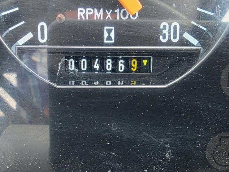 2011-volvo-sd100d-image-54