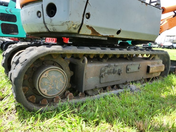 2018-bobcat-e10-image-6