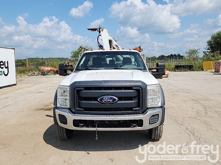 2012-ford-f550-image-8