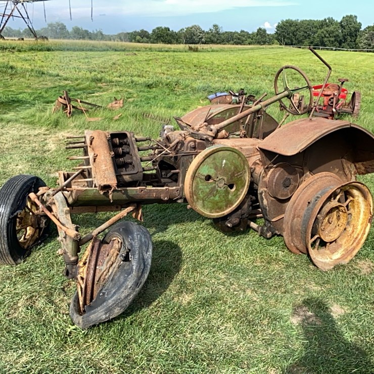 JOHN DEERE GP