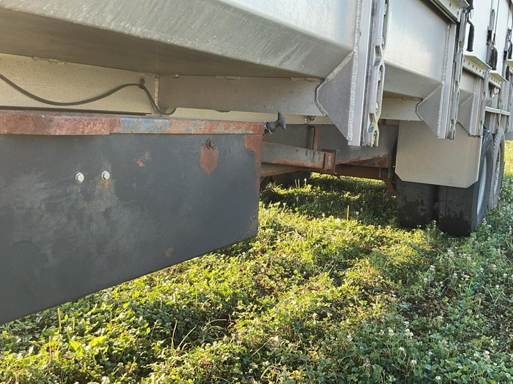 #2202-•-2015-g-s-specialty-dump-trailer*-image-16