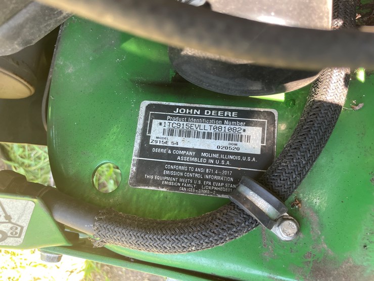 2022-john-deere-la-image-19