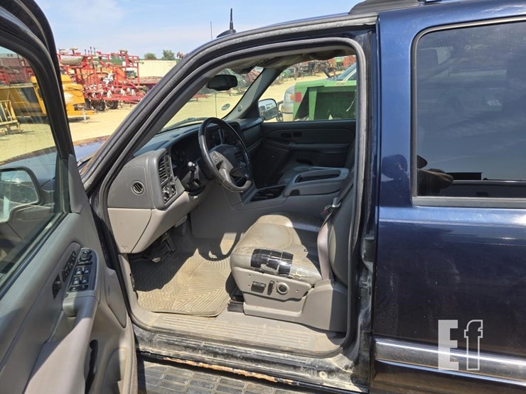 2004-gmc-yukon-xl-image-18