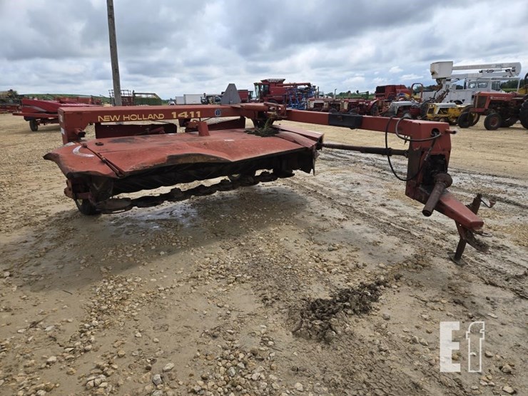 new-holland-1411-image-1