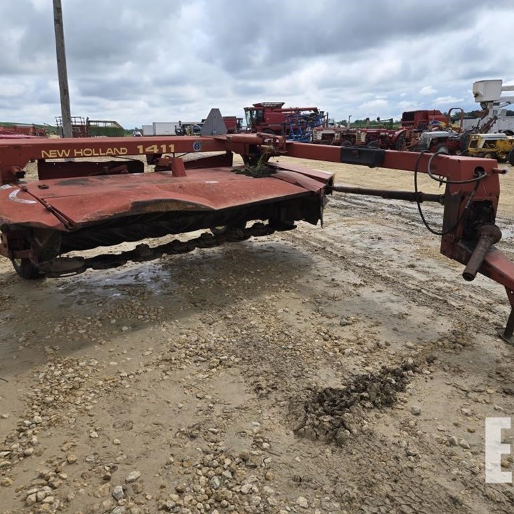 NEW HOLLAND 1411