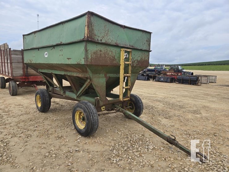 john-deere-1075-image-8