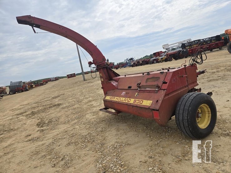 new-holland-900-image-9