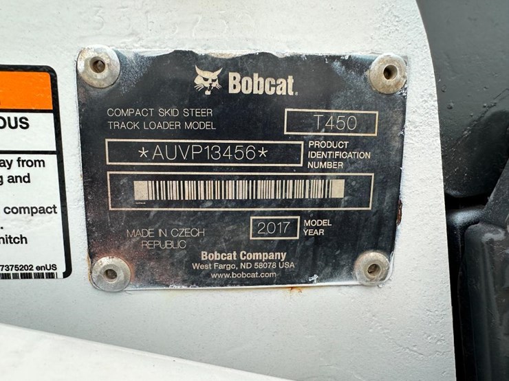 2017-bobcat-t450-image-44