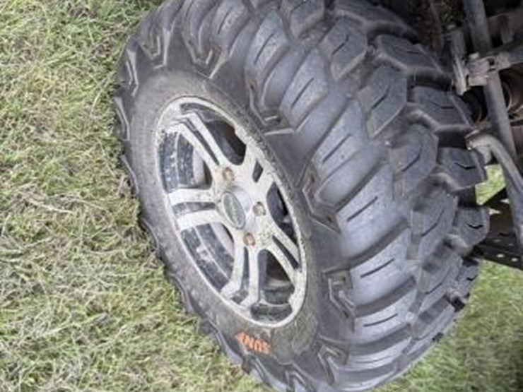 2009-arctic-cat-700-image-3