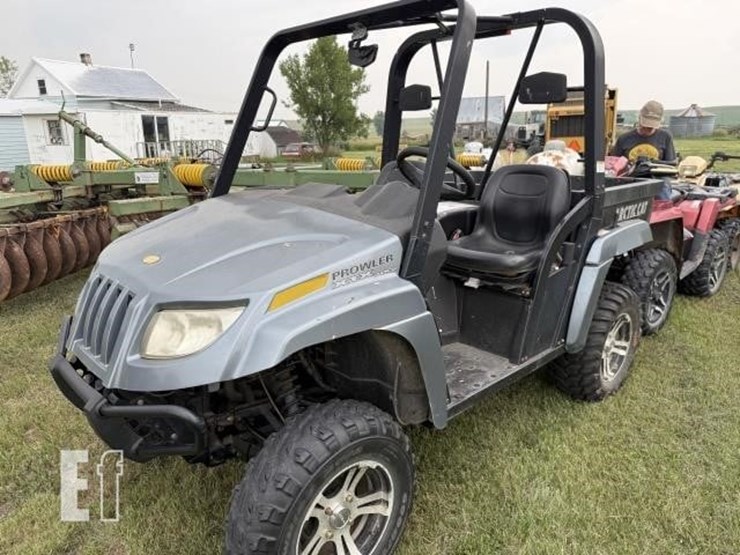 2009-arctic-cat-700-image-1