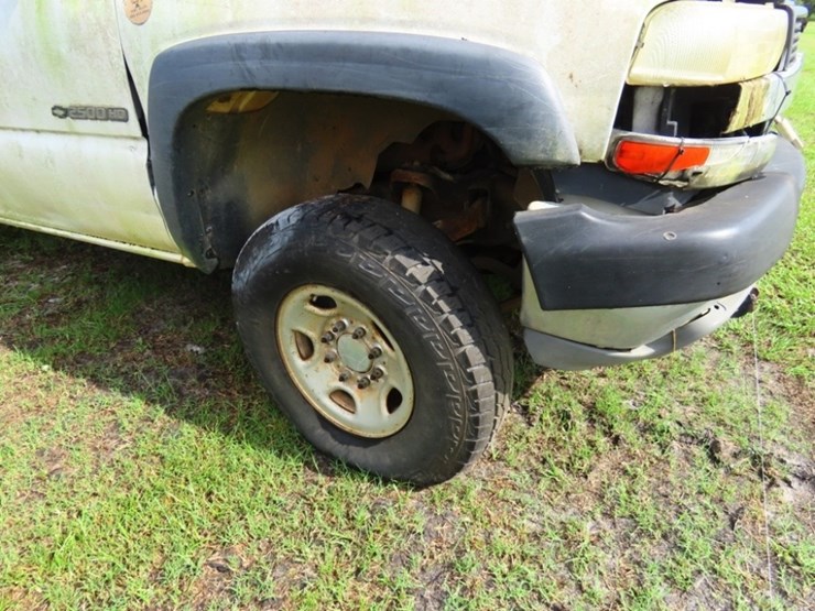 2001-chevrolet-2500-image-3