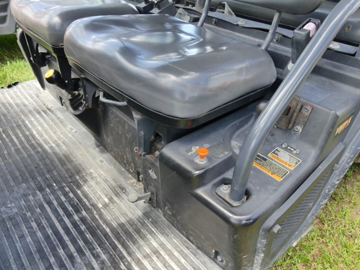 2009-kubota-rtv1140-image-11