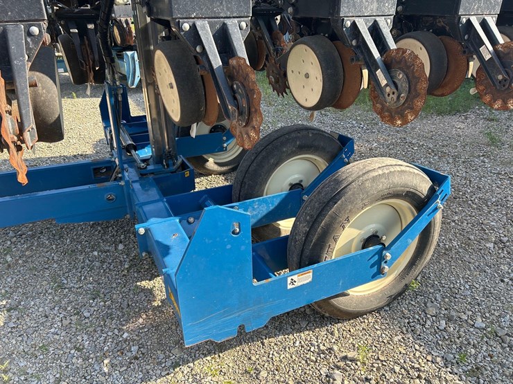 kinze-3500-image-14
