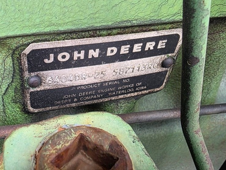 john-deere-4040-image-33