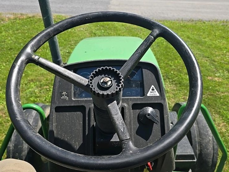 2005-john-deere-5320-image-59