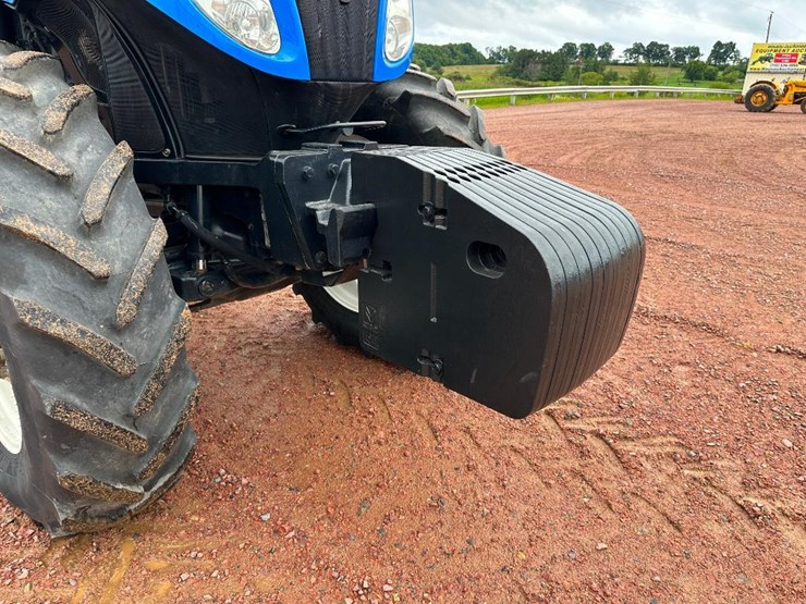 2020-new-holland-t8.320-image-32