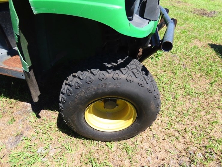 2015-john-deere-gator-image-3