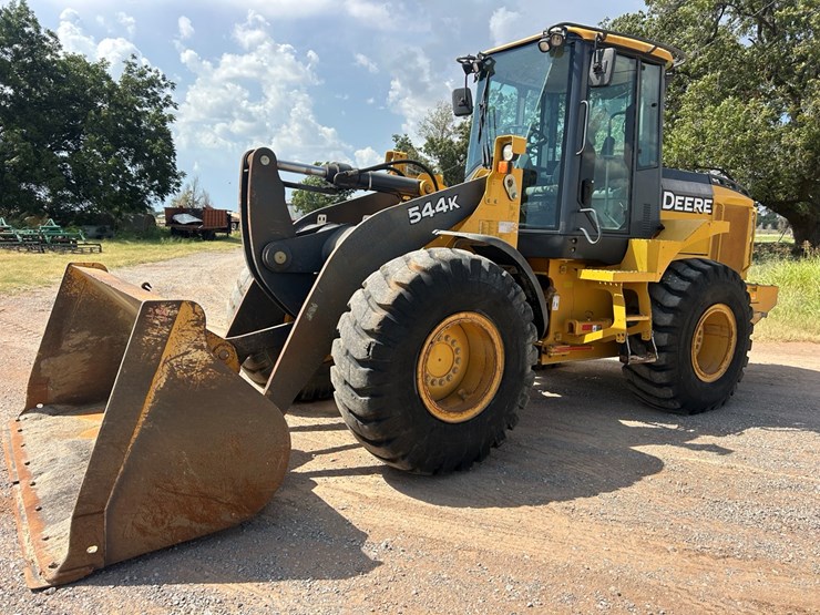 2012-deere-544k-image-15