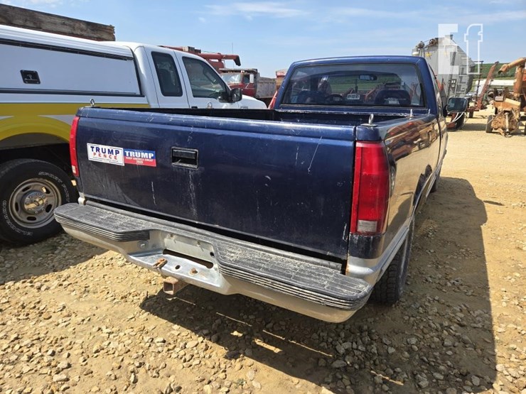 1993-chevrolet-silverado-1500-image-23