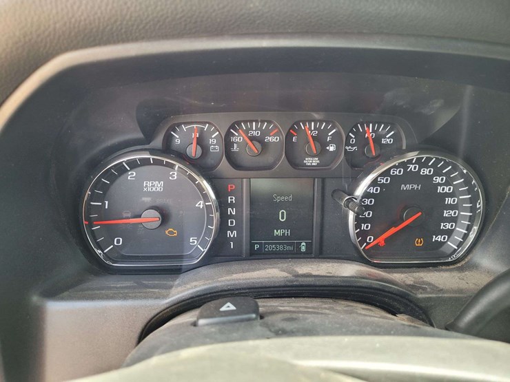 chevrolet-silverado-2500-image-19