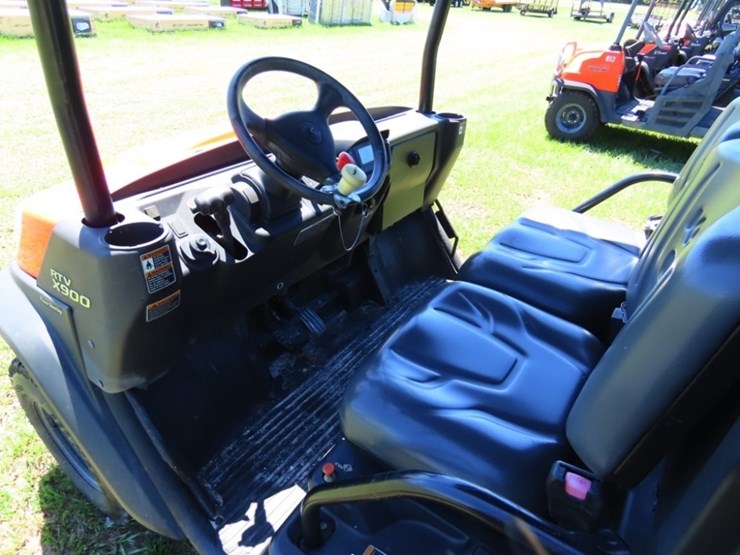 2021-kubota-rtv-x900-image-13