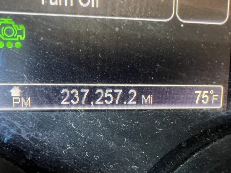 2020-peterbilt-567-image-27