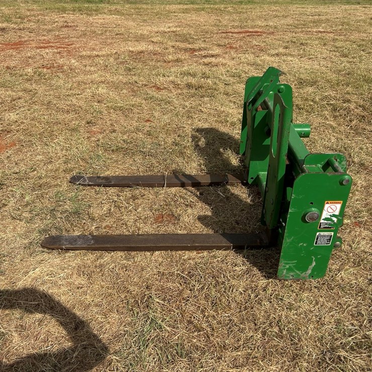 JOHN DEERE 726