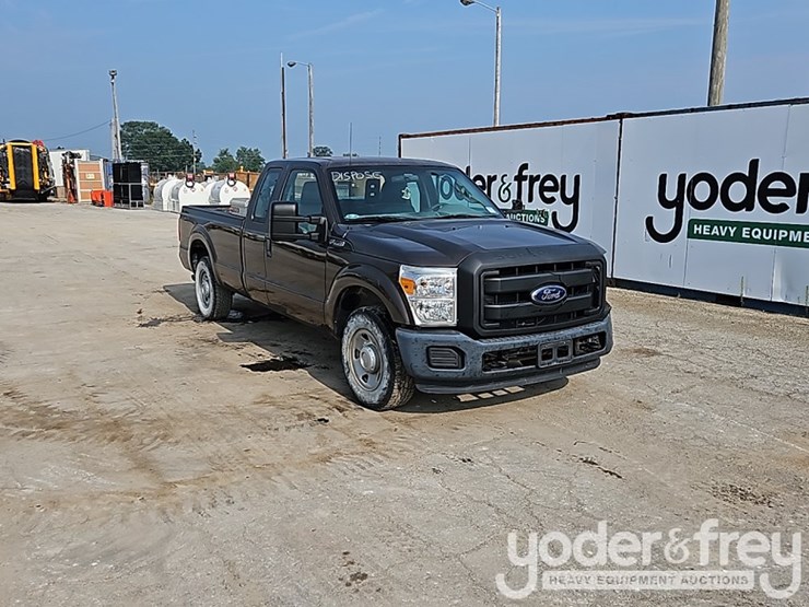 2016-ford-f250-xl-image-4