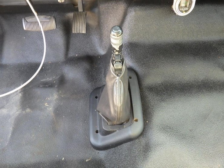 2005-ford-f750-image-23