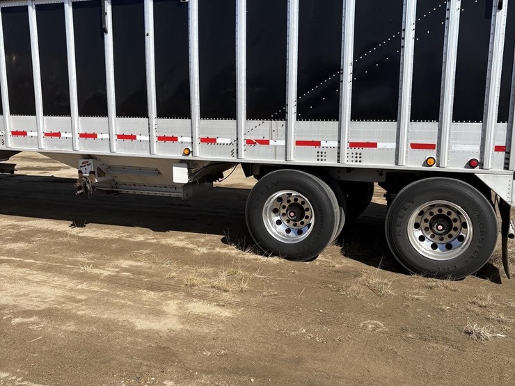 2014-cornhusker-43-ft-image-4