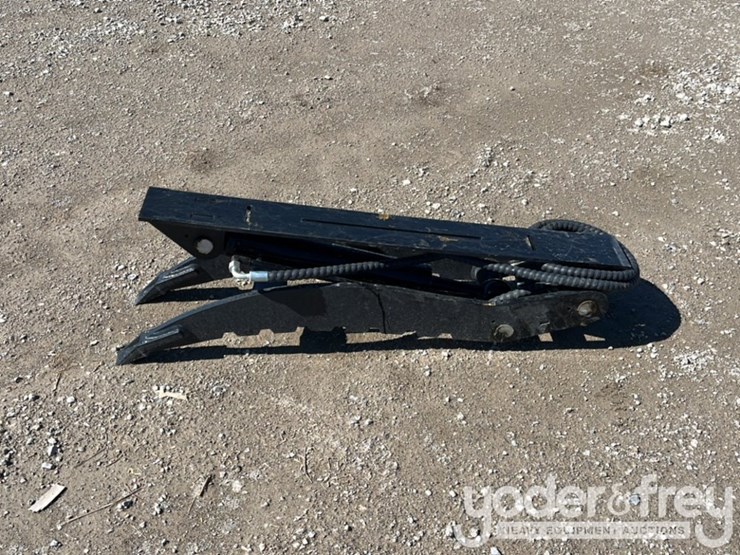 unused-giyi-hydraulic-thumb,-c/w-hoses-to-suit-7-9-ton-excavator-image-2