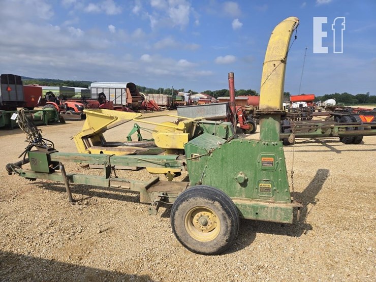 john-deere-3940-image-10