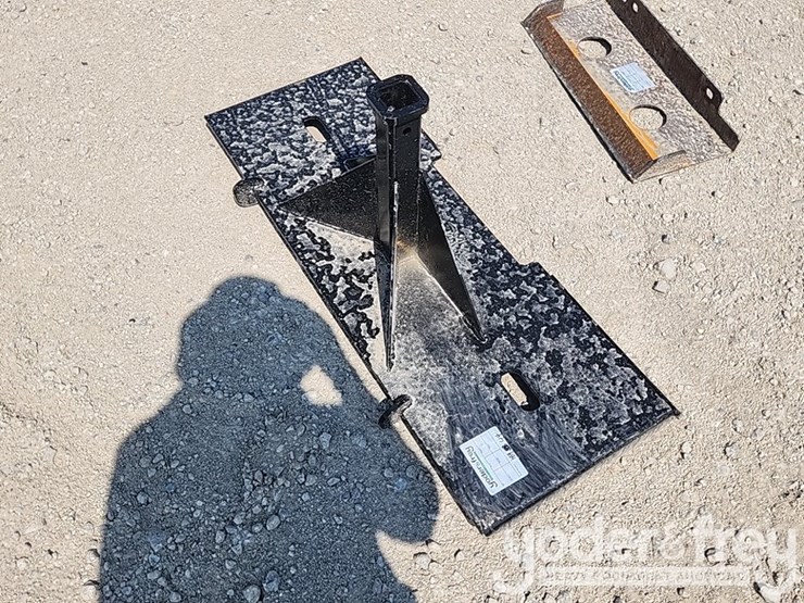 2"-hitch-receiver-to-suit-skidsteer-image-3