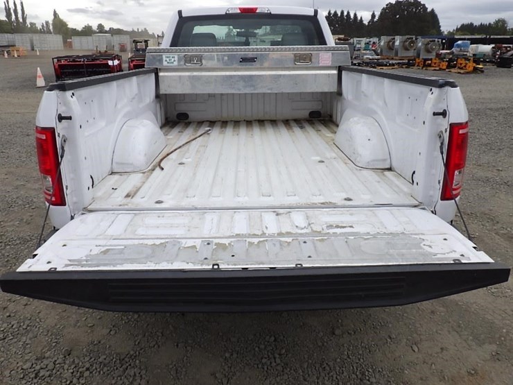 2017-ford-f150-image-7