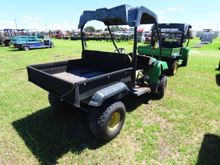 2015-john-deere-gator-image-7