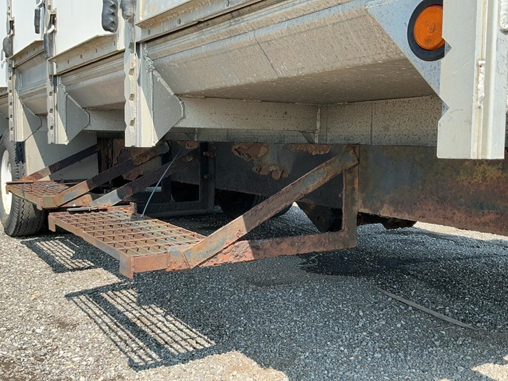 #2203-•-1996-g-s-specialty-dump-trailer*-image-38