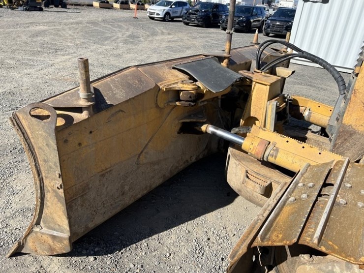 deere-750j-lgp-image-12