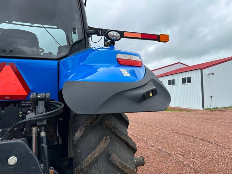 2020-new-holland-t8.320-image-25