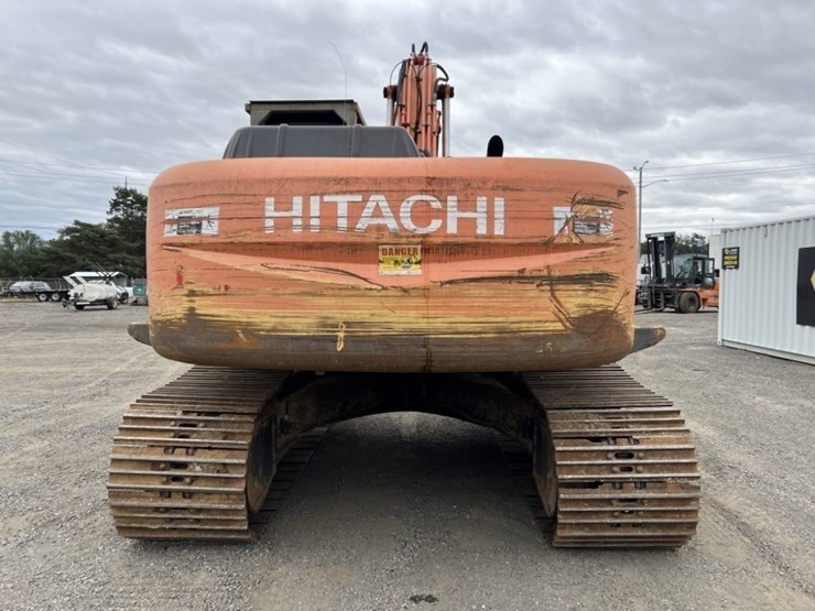 hitachi-zx270-lc-image-5