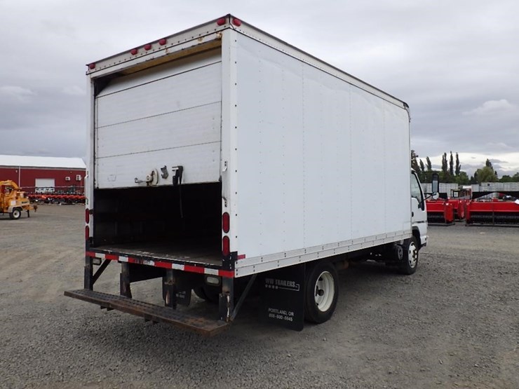 2007-gmc-5500-image-4
