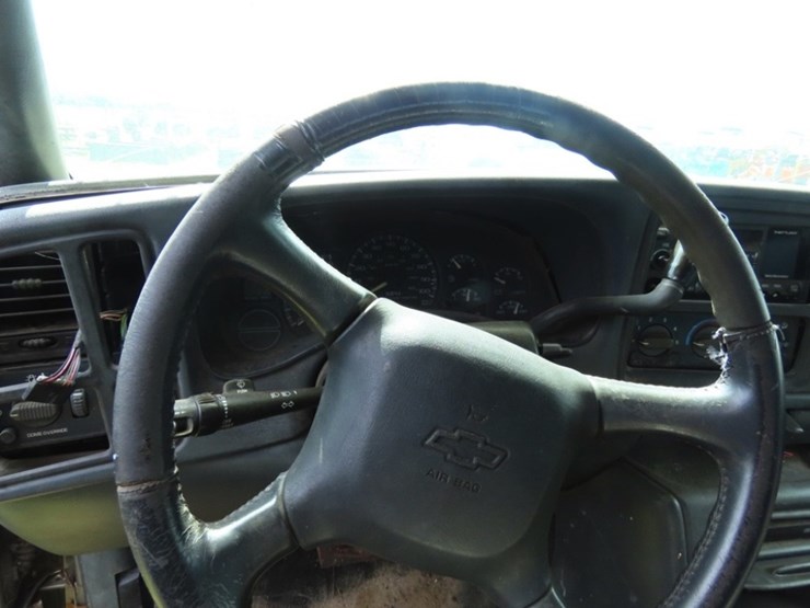 1999-chevrolet-1500-image-12