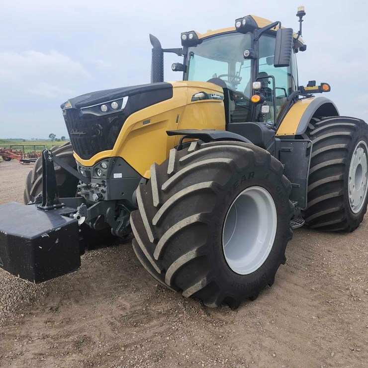 2018 CHALLENGER 1042