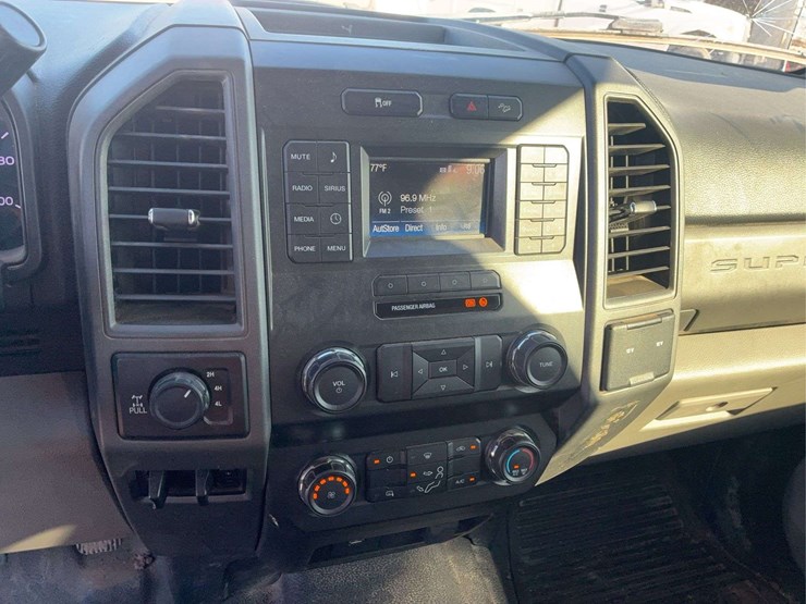 2019-ford-f250-image-11