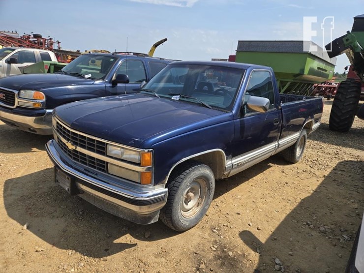 1993-chevrolet-silverado-1500-image-1