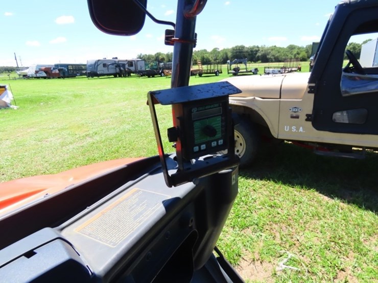 kubota-rtv-x900-image-18