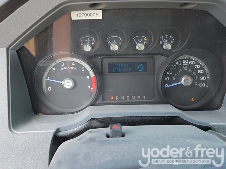 2016-ford-f250-xl-image-26