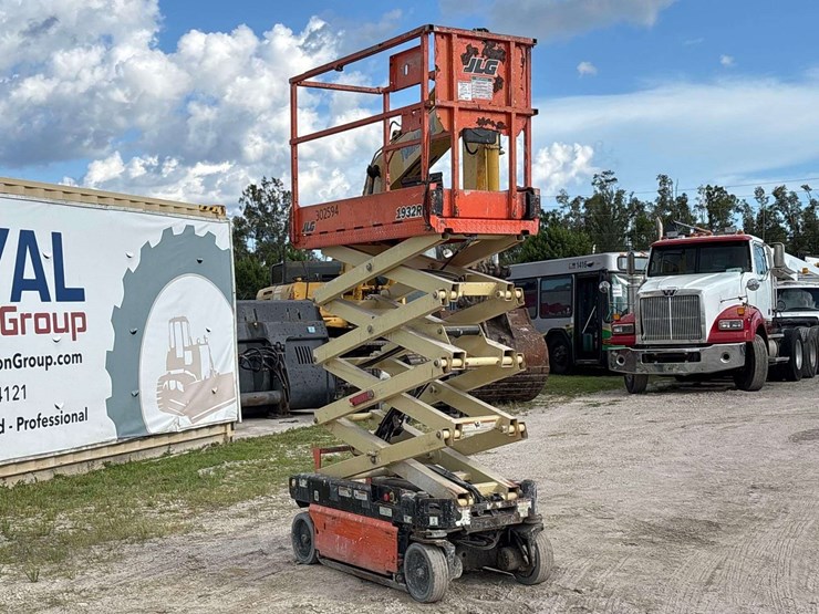 2018-jlg-1932r-image-2