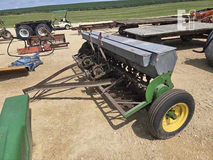 john-deere-10-image-7