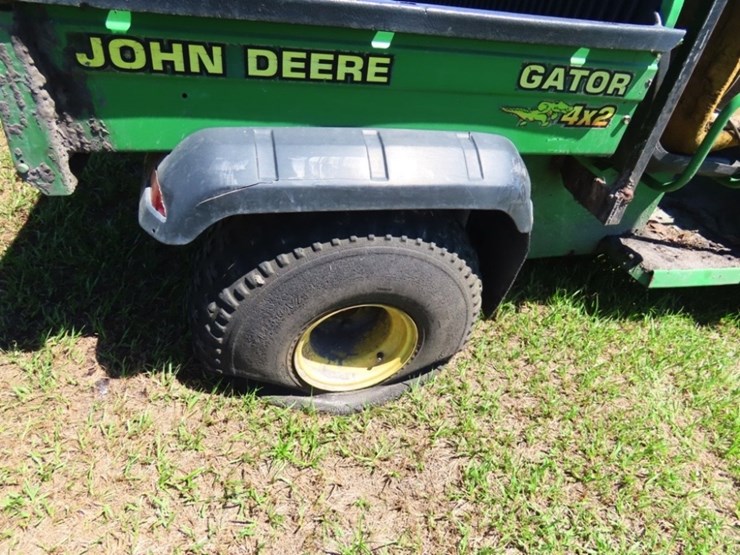 2013-john-deere-gator-image-5