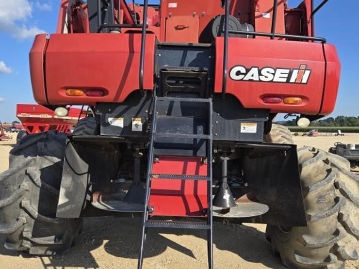 case-ih-7088-image-26